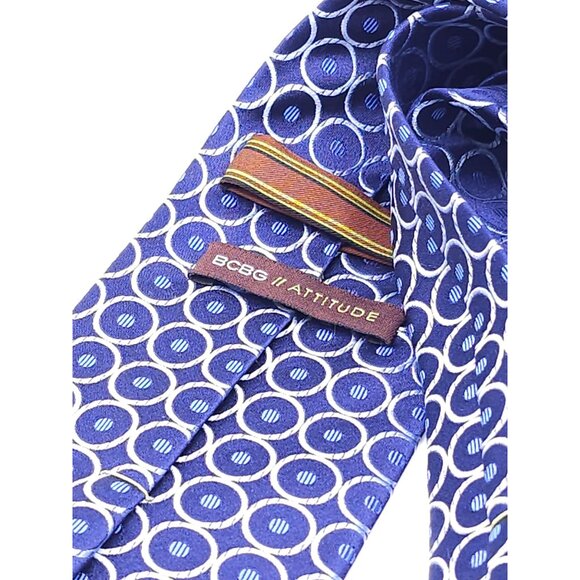 BCBG Attitude Mens Silk Tie Blue & White Circle Pattern - Picture 2 of 14
